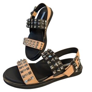 & Other Stories Black Tan Studded Sandals -Size 38 - US 7 Like New